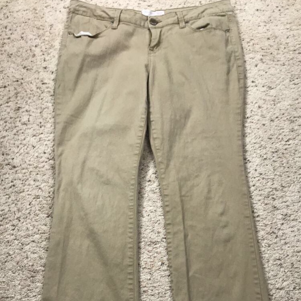 NoBo. No Boundaries. Size 15.